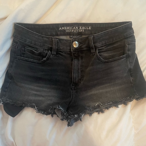 AMERICAN EAGLE JEAN SHORTS - Picture 1 of 2